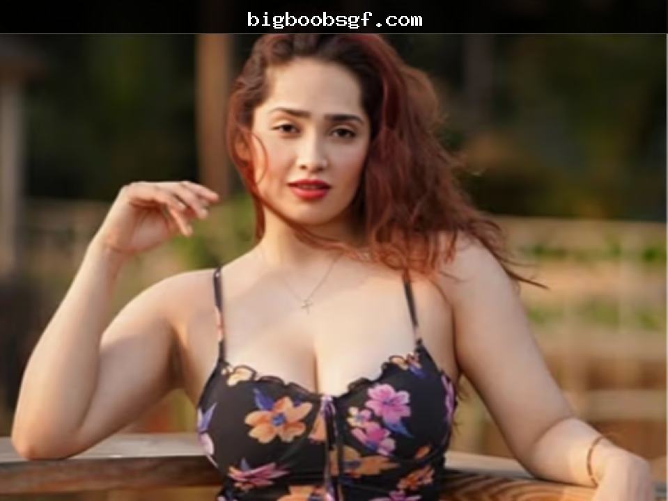 Adity Mistry Hot Live